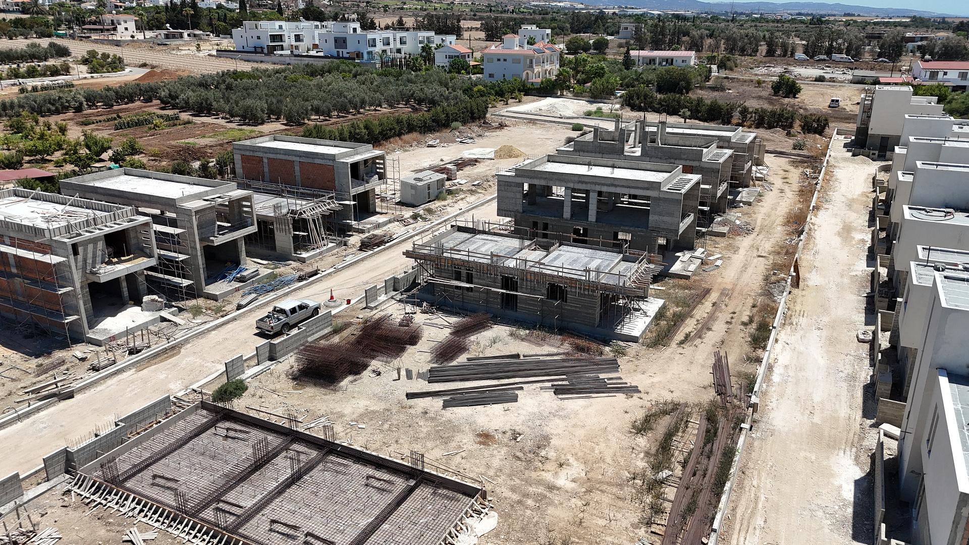New 3-bedroom villa in Paphos № 153708: https://dom.com.cy/en/catalog/sale/153708/ (dom.com.cy)