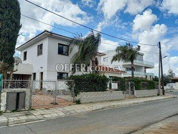 House in Agios Vasileios, Strovolos, Nicosia: https://www.offer.com.cy/en/house-in-agios-vasileios-strovolos-nicosia/21-763548/ (www.offer.com.cy)