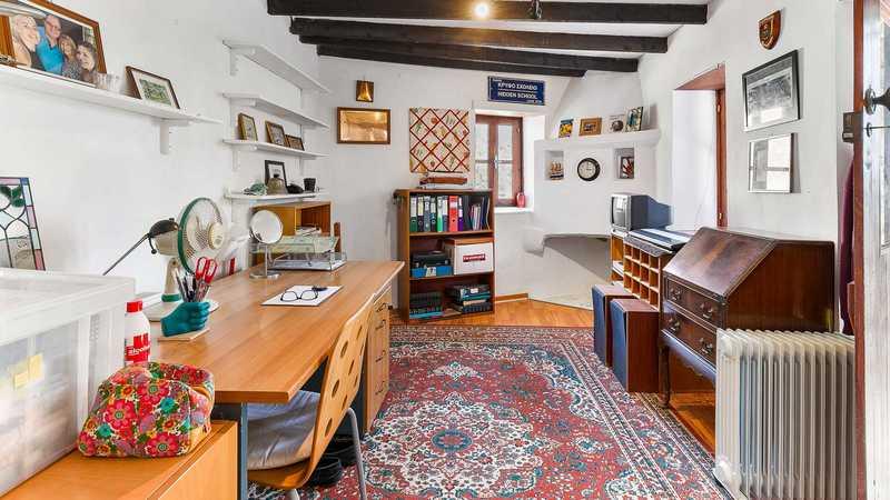 3-bedroom semi-detached for sale: https://www.bazaraki.com/adv/5795159_3-bedroom-semi-detached-for-sale (www.bazaraki.com)