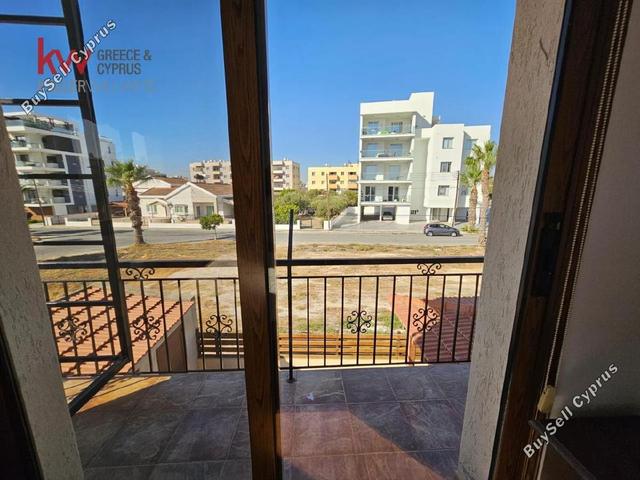 3 Bedroom Semi-detached house to rent in Faneromeni, Larnaca: https://www.buysellcyprus.com/property-for-rent/larnaca/faneromeni/3-bed-semi-detached-house-to-rent-faneromeni-larnaca-1800356.html (www.buysellcyprus.com)