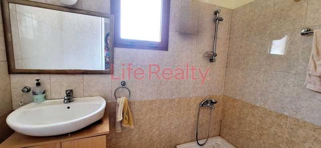 3-bedroom detached house for sale: https://www.bazaraki.com/adv/5787062_3-bedroom-detached-house-for-sale (www.bazaraki.com)