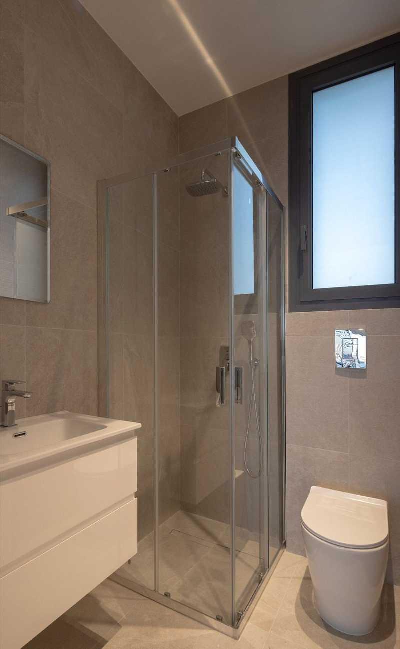 4-bedroom apartment for sale: https://www.bazaraki.com/adv/5796175_4-bedroom-apartment-for-sale (www.bazaraki.com)
