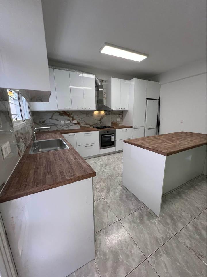 Detached house for rent: https://www.facebook.com/marketplace/item/679072561524881 (www.facebook.com)