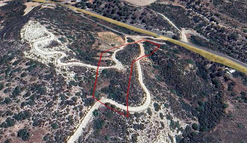 Agricultural land 7000 m²: https://www.bazaraki.com/adv/5795680_agricultural-land-7000-m2 (www.bazaraki.com)
