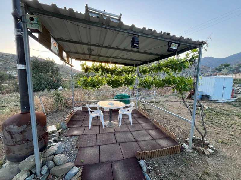 Agricultural land 576 m²: https://www.bazaraki.com/adv/5797553_agricultural-land-576-m2 (www.bazaraki.com)