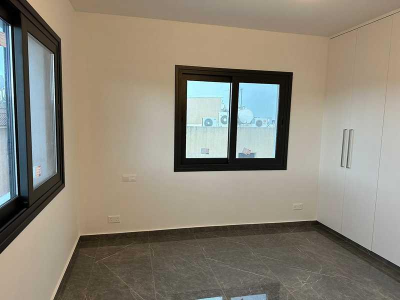 3-bedroom apartment to rent: https://www.bazaraki.com/adv/5787816_3-bedroom-apartment-to-rent (www.bazaraki.com)