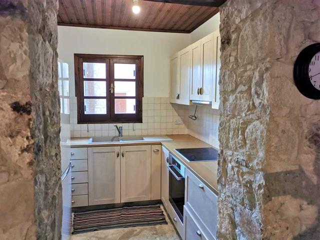 2-bedroom detached house to rent: https://www.bazaraki.com/adv/5795847_2-bedroom-detached-house-to-rent (www.bazaraki.com)