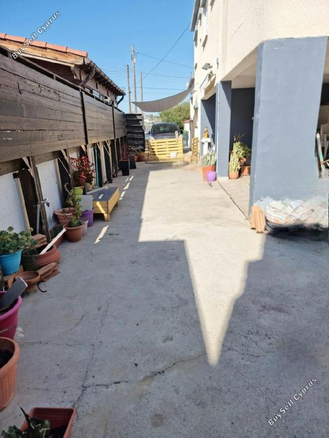 3 Bedroom Bungalow for sale in Aradippou, Larnaca: https://www.buysellcyprus.com/property-for-sale/larnaca/aradippou/3-bed-bungalow-for-sale-aradippou-larnaca-1795394.html (www.buysellcyprus.com)