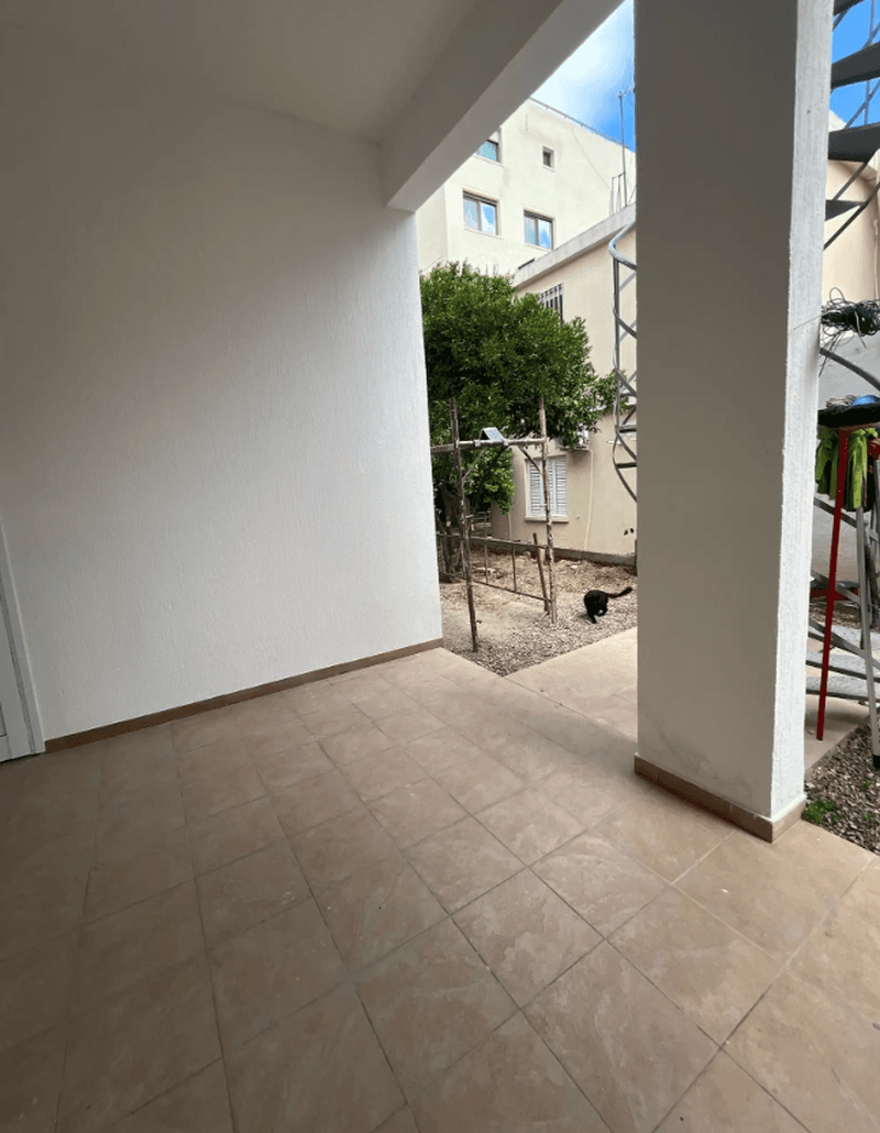 2-bedroom apartment to rent: https://www.bazaraki.com/adv/5797009_2-bedroom-apartment-to-rent (www.bazaraki.com)