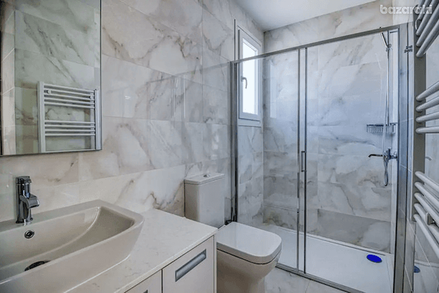3-bedroom penthouse for sale: https://www.bazaraki.com/adv/5786820_3-bedroom-penthouse-for-sale (www.bazaraki.com)