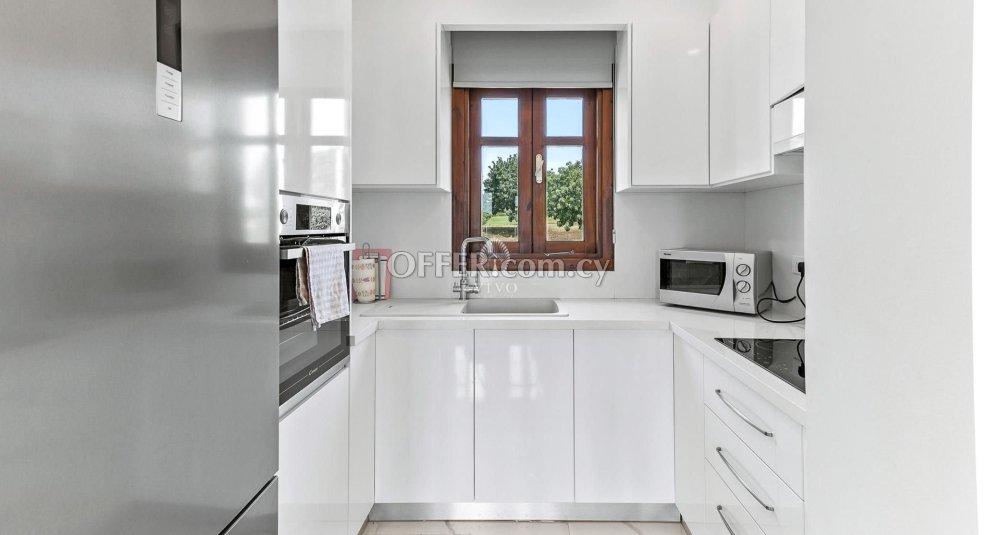 SPACIOUS 2 BEDROOM APARTMENT IN APHRODITE HILLS: https://www.offer.com.cy/en/spacious-2-bedroom-apartment-in-aphrodite-hills/21-816699/ (www.offer.com.cy)