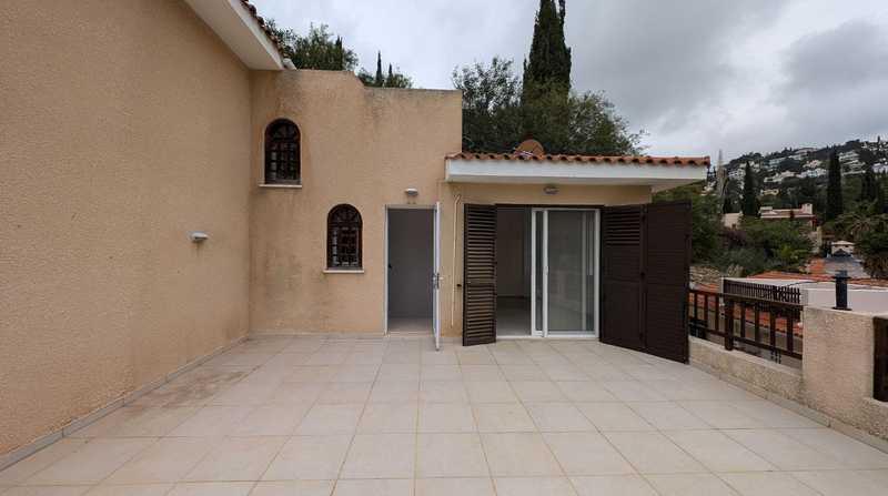 3-bedroom detached house for sale: https://www.bazaraki.com/adv/5798533_3-bedroom-detached-house-for-sale (www.bazaraki.com)