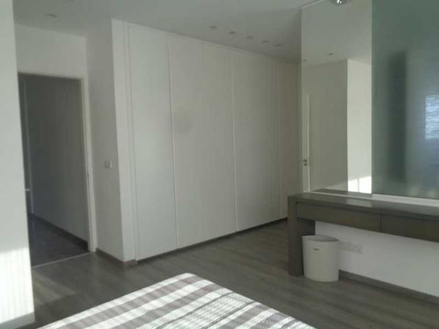 3-bedroom penthouse to rent: https://www.bazaraki.com/adv/5796952_3-bedroom-penthouse-to-rent (www.bazaraki.com)