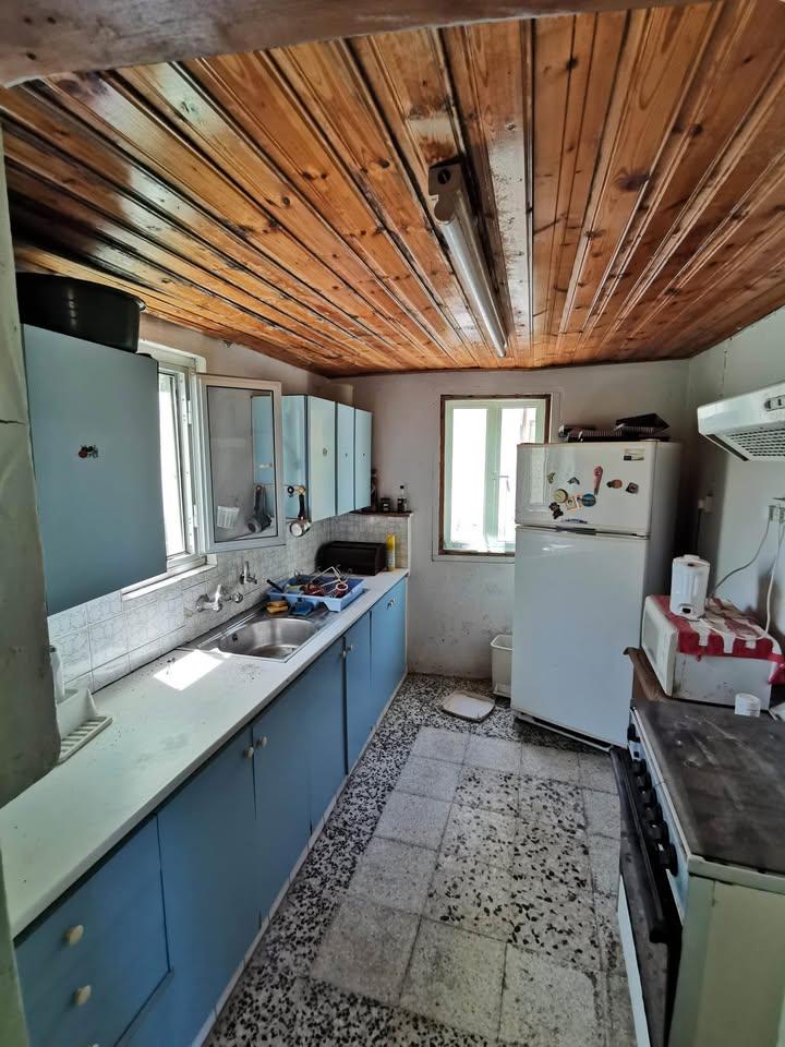 Traditional 4+ bedroom village house: https://www.facebook.com/marketplace/item/1380877393119258 (www.facebook.com)