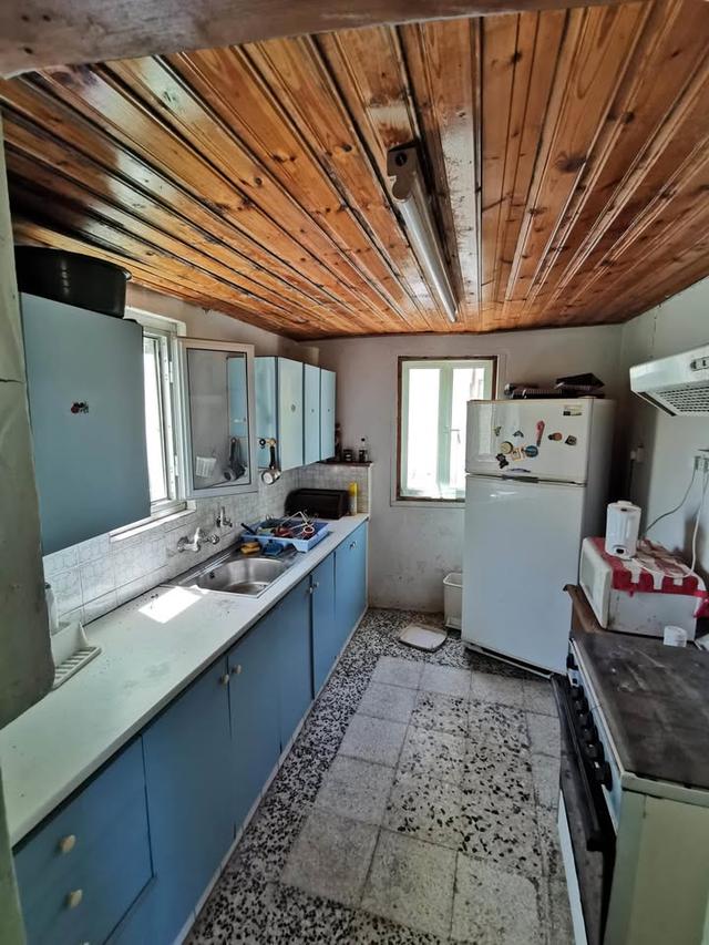 Traditional 4+ bedroom village house: https://www.facebook.com/marketplace/item/1380877393119258 (www.facebook.com)