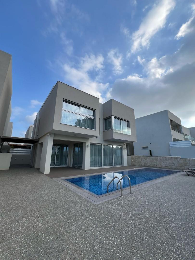 4 Bedroom Detached House For Rent: https://www.zyprus.com/property/39319/4-bedrooms-house-detached-house-in-kapparis-paralimni-famagusta (www.zyprus.com)