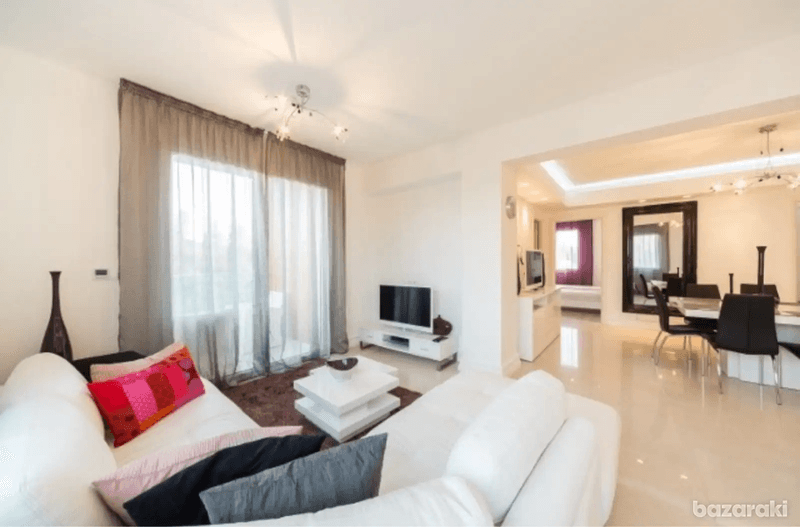 3-bedroom apartment to rent: https://www.bazaraki.com/adv/5761972_3-bedroom-apartment-to-rent (www.bazaraki.com)