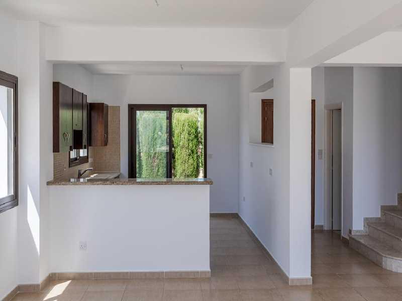 3-bedroom villa for sale: https://www.bazaraki.com/adv/5797339_3-bedroom-villa-for-sale (www.bazaraki.com)