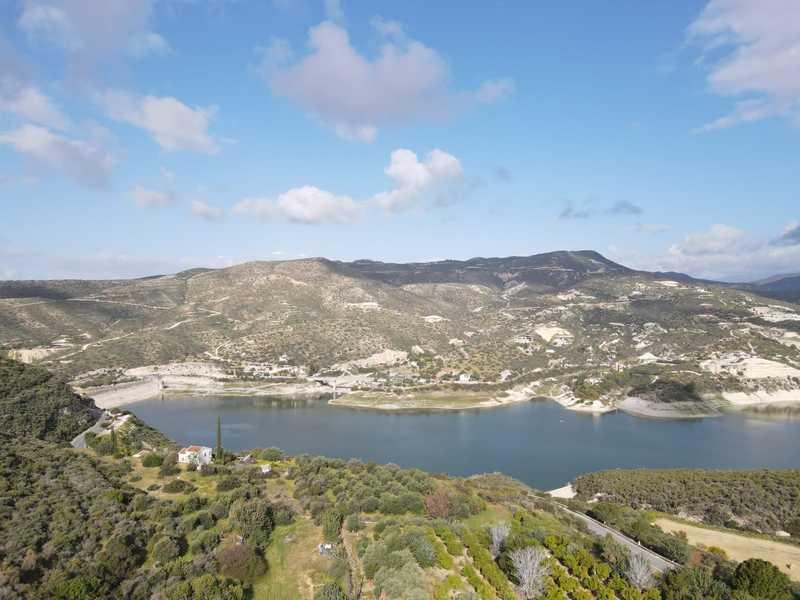3-bedroom villa for sale: https://www.bazaraki.com/adv/5795580_3-bedroom-villa-for-sale (www.bazaraki.com)