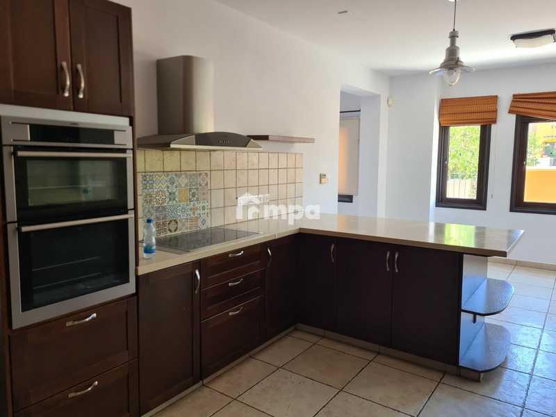 4-bedroom detached house to rent: https://www.bazaraki.com/adv/5797491_4-bedroom-detached-house-to-rent (www.bazaraki.com)