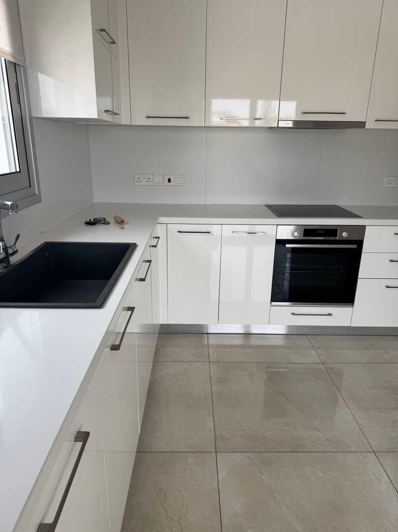 2-bedroom apartment to rent: https://www.bazaraki.com/adv/5792453_2-bedroom-apartment-to-rent (www.bazaraki.com)