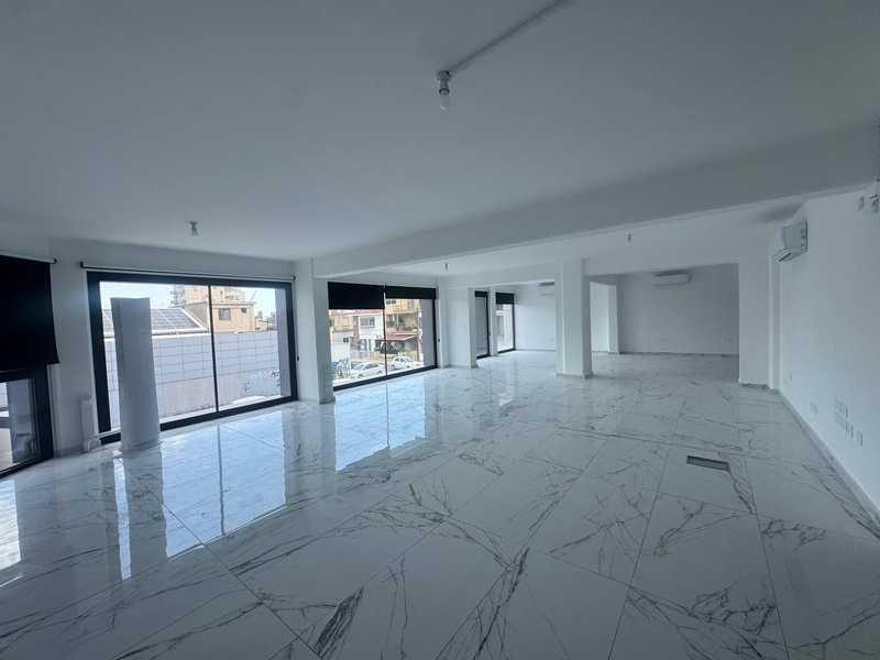 Prime office space for 330m²mezzanine: https://www.bazaraki.com/adv/5763971_offices-for-rent (www.bazaraki.com)