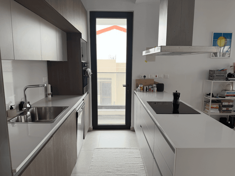2-bedroom apartment to rent: https://www.bazaraki.com/adv/5793492_2-bedroom-apartment-to-rent (www.bazaraki.com)