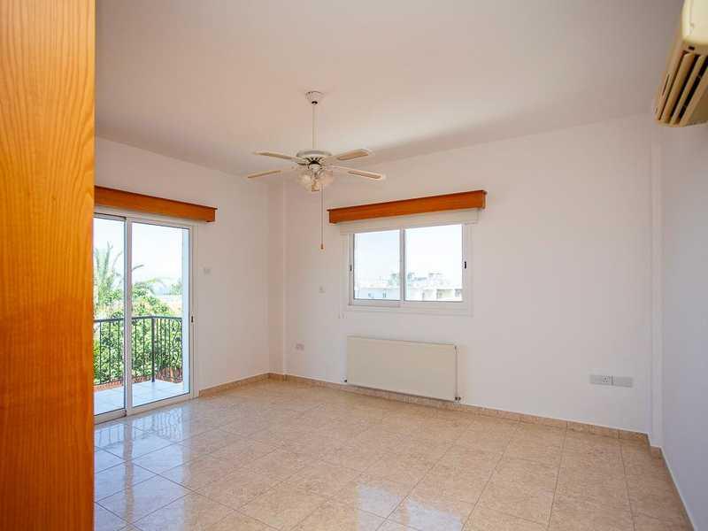 4-bedroom villa for sale: https://www.bazaraki.com/adv/5797316_4-bedroom-villa-for-sale (www.bazaraki.com)