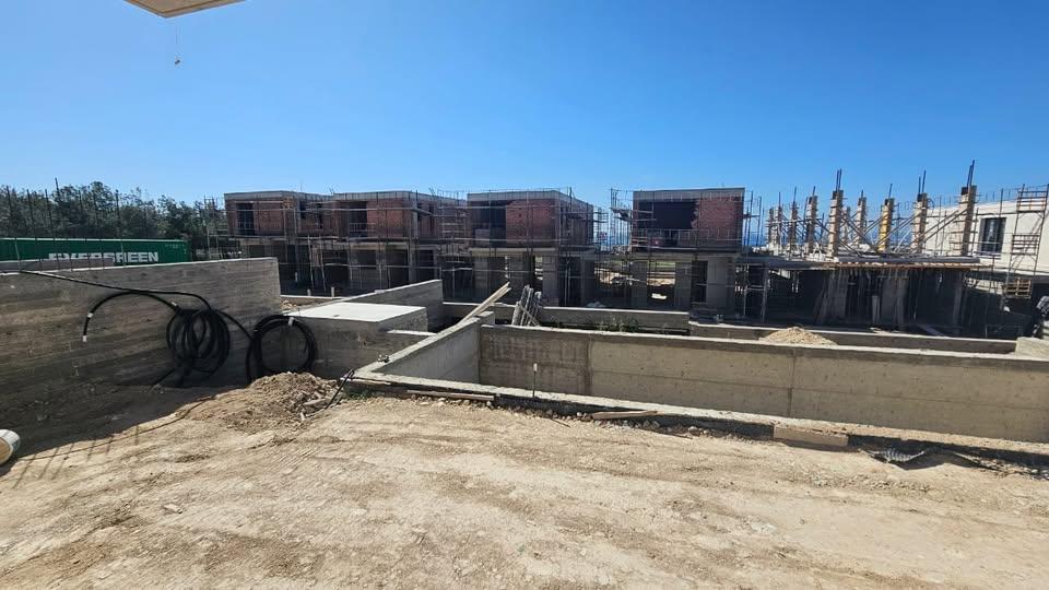 For Sale 3 BR villa with sea view, heated floor(provision)  for SALE in Geroskipou -Delivery 3-4m: https://www.facebook.com/marketplace/item/699122345981800 (www.facebook.com)