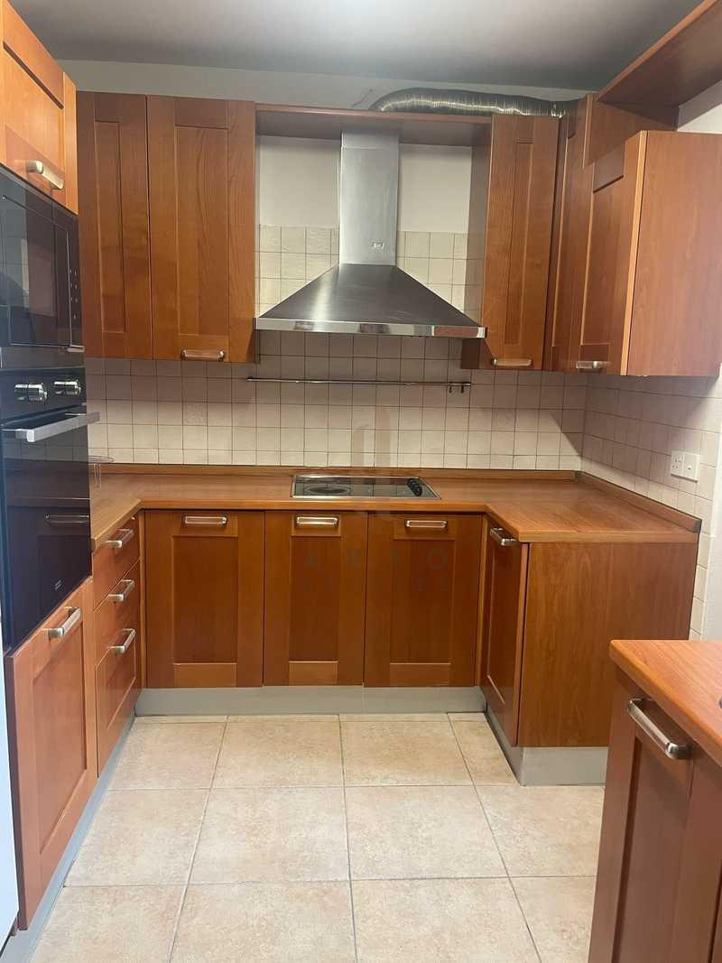  3-bedroom apartment to rent: https://www.bazaraki.com/adv/5790391_3-bedroom-apartment-to-rent (www.bazaraki.com)