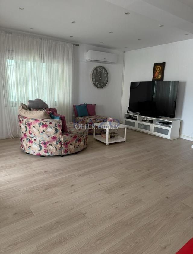 Modern Fully Furnished 3 Bedroom Apartment for Rent: https://www.offer.com.cy/en/modern-fully-furnished-3-bedroom-apartment-for-rent/21-816622/ (www.offer.com.cy)