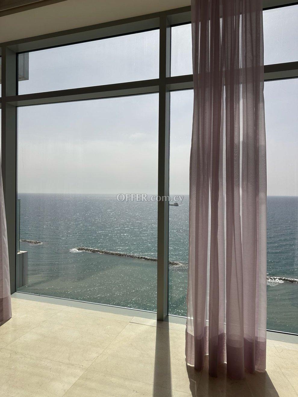 Apartment (Penthouse) in Neapoli, Limassol for Sale: https://www.offer.com.cy/en/apartment-penthouse-in-neapoli-limassol-for-sale/21-816375/ (www.offer.com.cy)