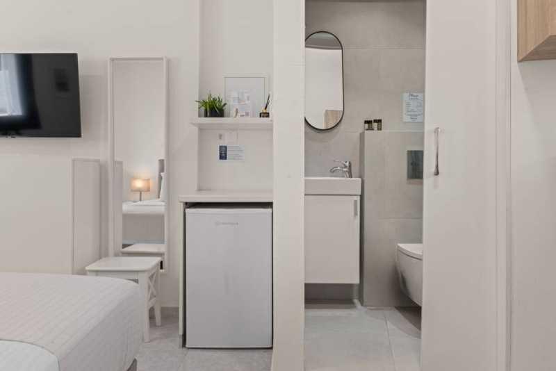 1-bedroom apartment to rent: https://www.bazaraki.com/adv/5786980_1-bedroom-apartment-to-rent (www.bazaraki.com)