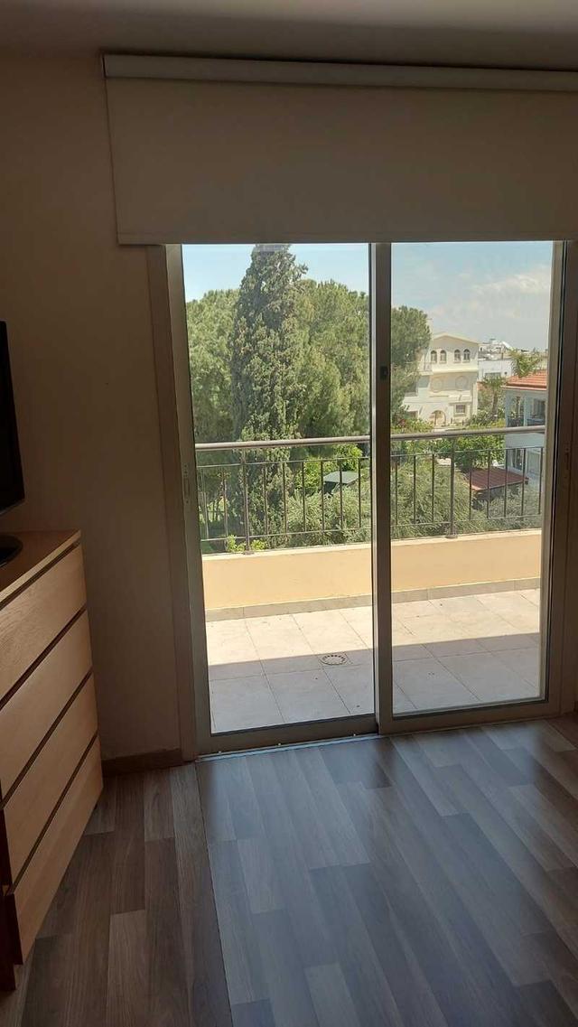 3-bedroom penthouse to rent: https://www.bazaraki.com/adv/5795179_3-bedroom-penthouse-to-rent (www.bazaraki.com)