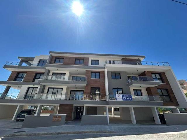 2-bedroom apartment to rent: https://www.bazaraki.com/adv/5787655_2-bedroom-apartment-to-rent (www.bazaraki.com)