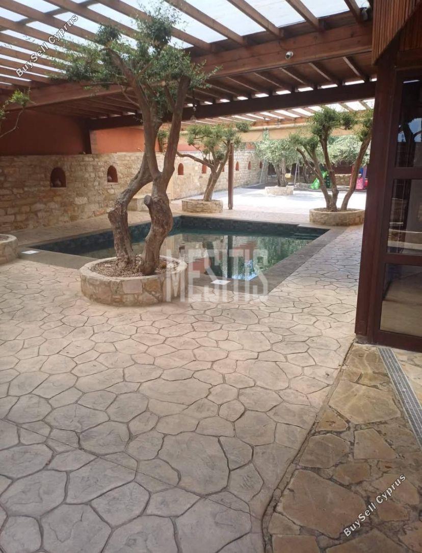 4 Bedroom Detached house to rent in Episkopi Lemesou, Limassol: https://www.buysellcyprus.com/property-for-rent/limassol/episkopi-lemesou/4-bed-detached-house-to-rent-episkopi-lemesou-limassol-1792860.html (www.buysellcyprus.com)