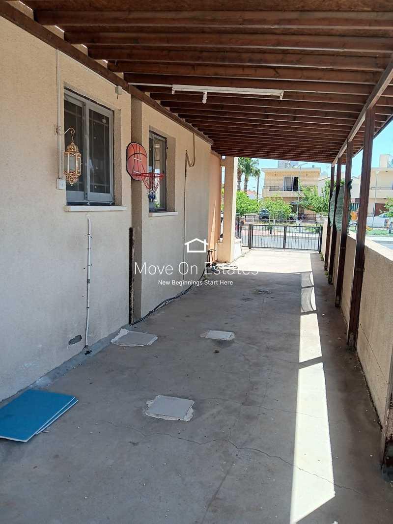  3-bedroom detached house to rent: https://www.bazaraki.com/adv/5796816_3-bedroom-detached-house-to-rent (www.bazaraki.com)