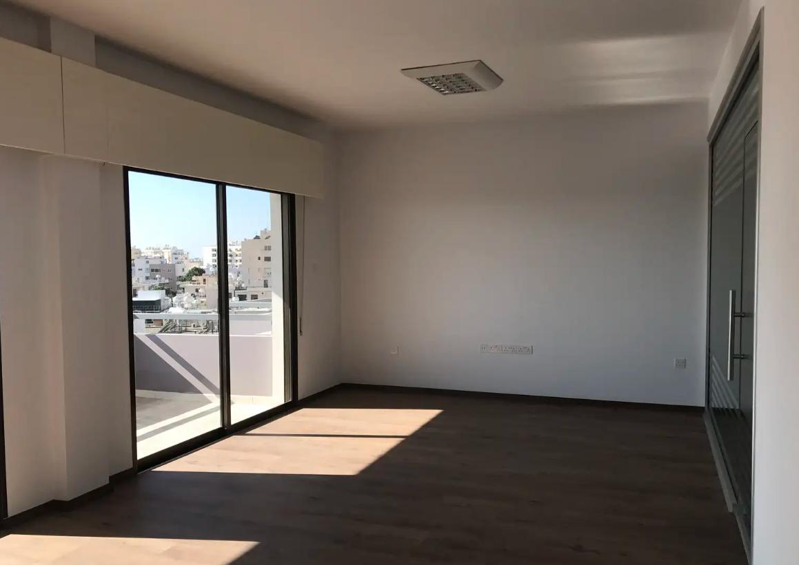 Office in Limassol №152860: https://dom.com.cy/en/catalog/rent/152860/ (dom.com.cy)