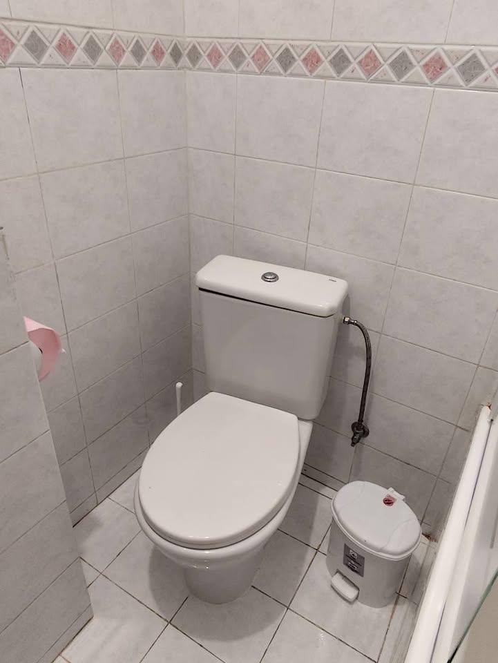 Studio apartment: https://www.facebook.com/marketplace/item/2101419567034810 (www.facebook.com)