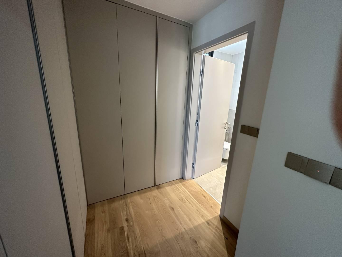 New 3-bedroom penthouse in Limassol № 152836: https://dom.com.cy/en/catalog/sale/152836/ (dom.com.cy)