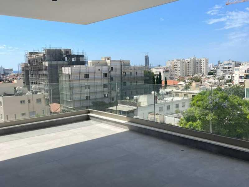 3-bedroom penthouse for sale: https://www.bazaraki.com/adv/5791718_3-bedroom-penthouse-for-sale (www.bazaraki.com)