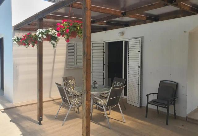 4-bedroom villa in Paphos № 153727: https://dom.com.cy/en/catalog/sale/153727/ (dom.com.cy)