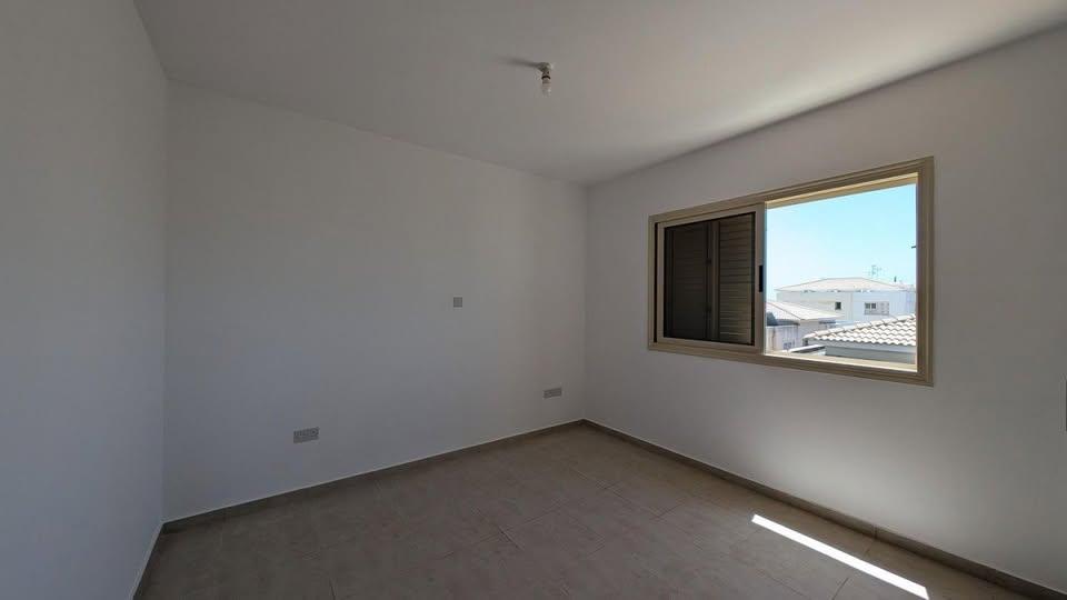 ***For SALE: Two Bedroom Apartment in Mandria, Paphos**: https://www.facebook.com/marketplace/item/696912176220552 (www.facebook.com)