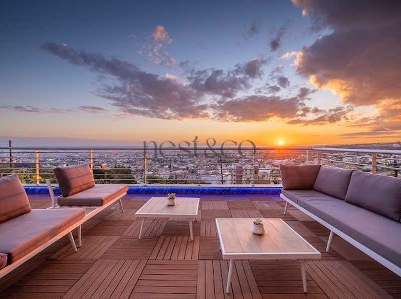 6-bedroom villa for sale: https://www.bazaraki.com/adv/5796839_6-bedroom-villa-for-sale (www.bazaraki.com)