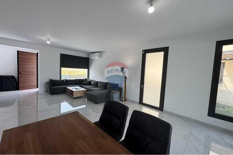 3-bedroom detached house for sale: https://www.bazaraki.com/adv/5789326_3-bedroom-detached-house-for-sale (www.bazaraki.com)