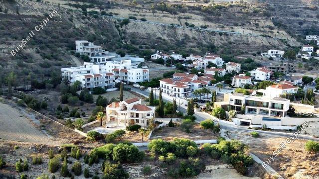 2,793 SQM Land for sale in Oroklini, Larnaca: https://www.buysellcyprus.com/property-for-sale/larnaca/oroklini/land-for-sale-oroklini-larnaca-1796717.html (www.buysellcyprus.com)