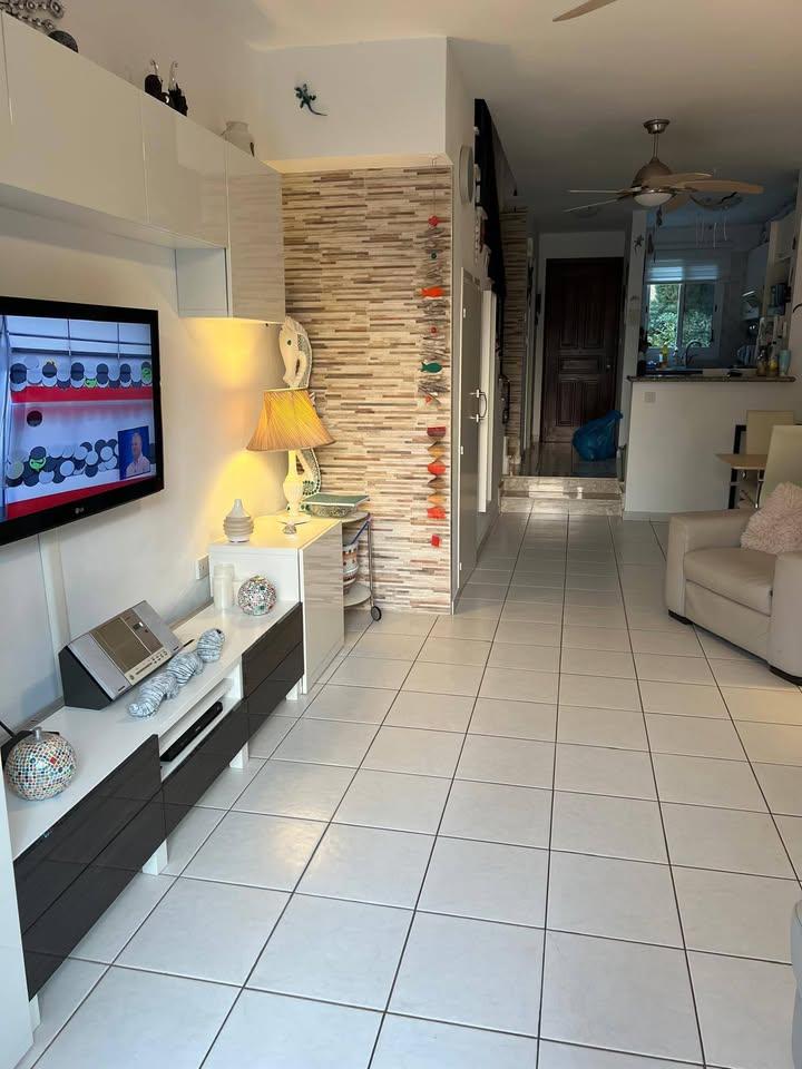 🏡**HOUSE FOR SALE DIRECTLY FROM THE OWNER!! 🏡**: https://www.facebook.com/marketplace/item/1885907595544118 (www.facebook.com)