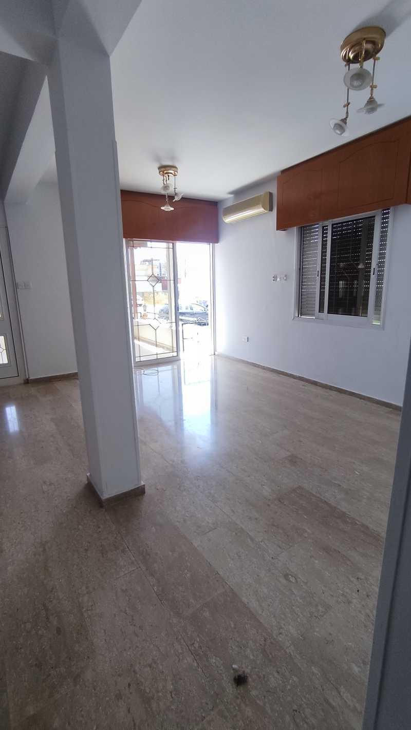 3-bedroom semi-detached to rent: https://www.bazaraki.com/adv/5796936_3-bedroom-semi-detached-to-rent (www.bazaraki.com)