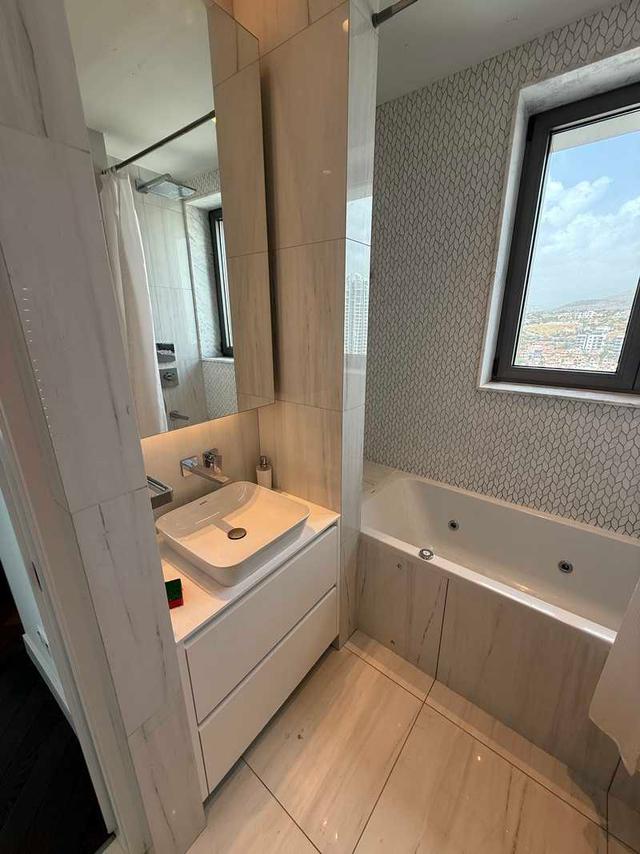 3-bedroom apartment to rent: https://www.bazaraki.com/adv/5739088_3-bedroom-apartment-to-rent (www.bazaraki.com)