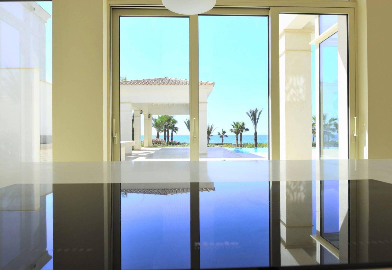 New 7-bedroom villa in Larnaca № 153410: https://dom.com.cy/en/catalog/sale/153410/ (dom.com.cy)